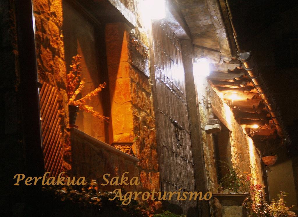 デバ Perlakua Sakaヴィラ エクステリア 写真